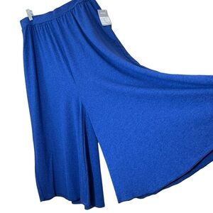 💥2/$15 NWT Twenty4 Woman royal blue knit wide leg culottes gaucho crop pants L